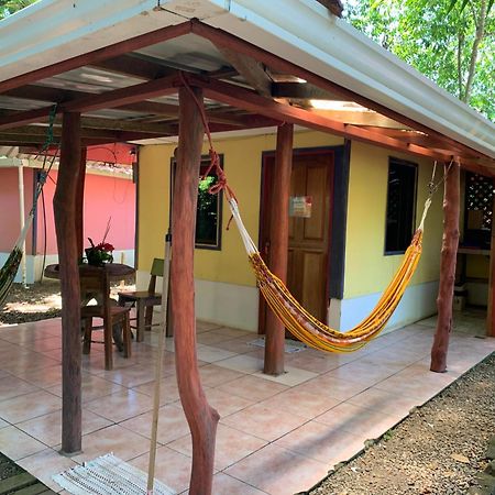 Brigitte'S Ranch Hotel Cahuita Ngoại thất bức ảnh
