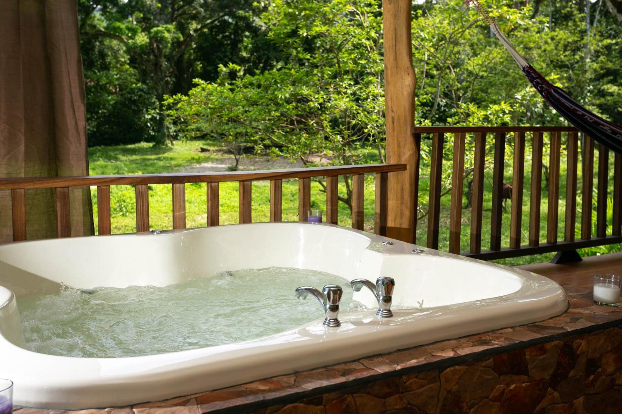 Brigitte'S Ranch Hotel Cahuita Ngoại thất bức ảnh