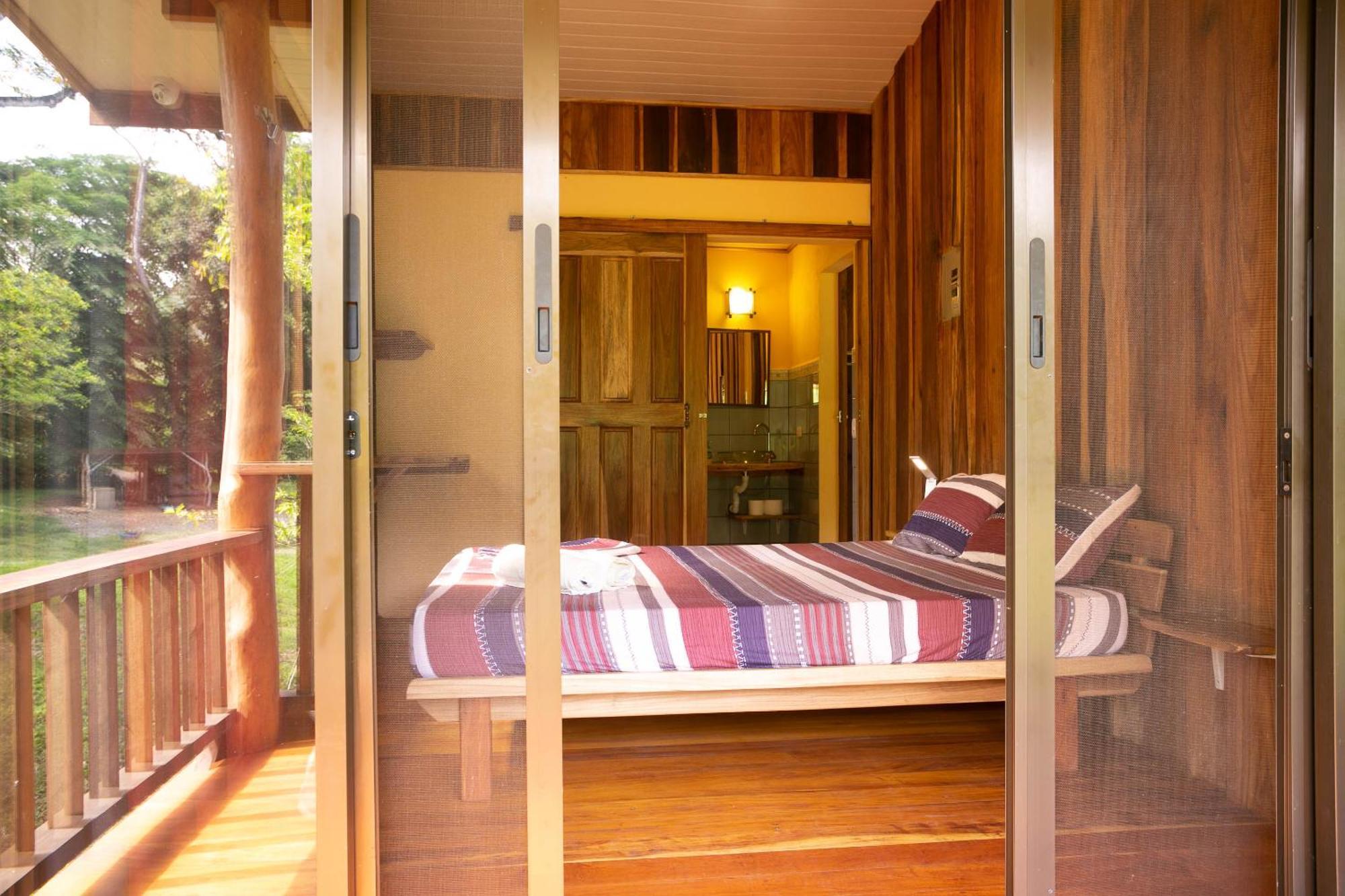 Brigitte'S Ranch Hotel Cahuita Ngoại thất bức ảnh