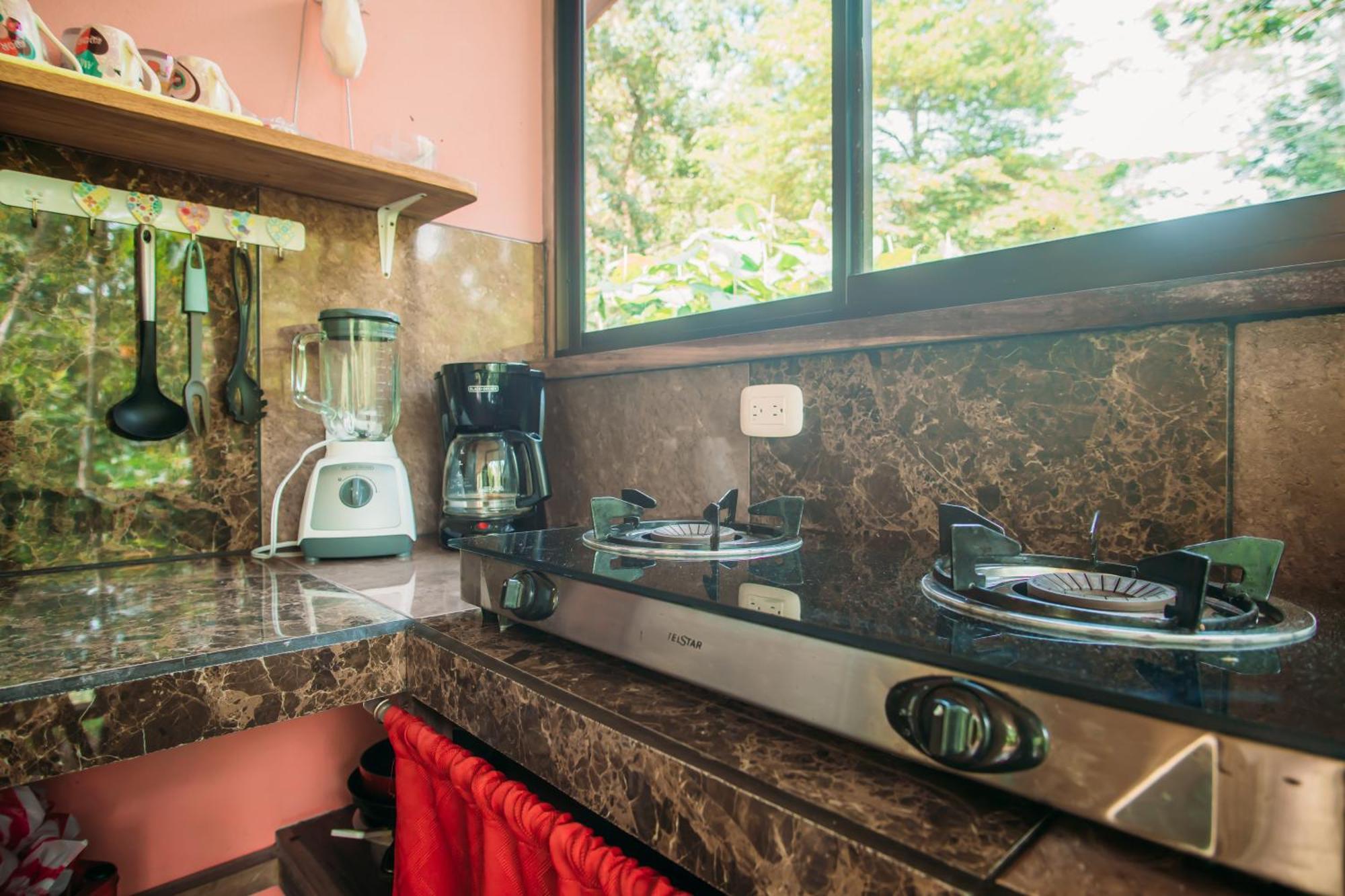 Brigitte'S Ranch Hotel Cahuita Ngoại thất bức ảnh