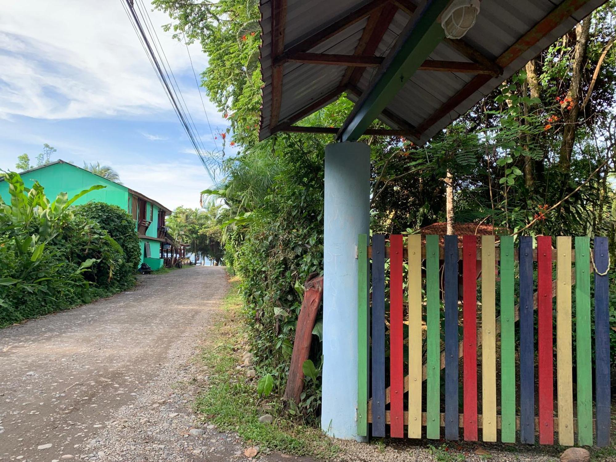 Brigitte'S Ranch Hotel Cahuita Ngoại thất bức ảnh