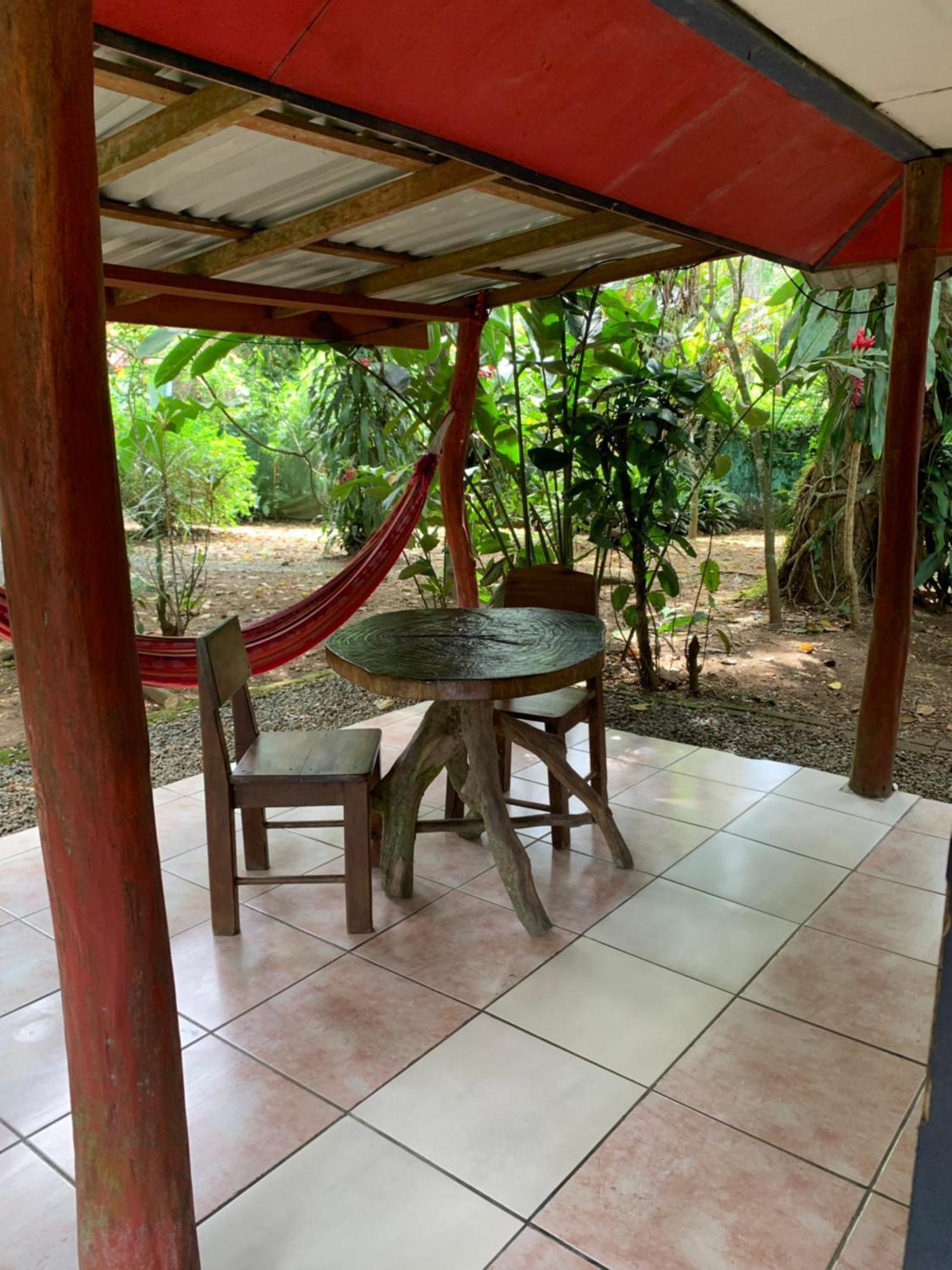 Brigitte'S Ranch Hotel Cahuita Ngoại thất bức ảnh