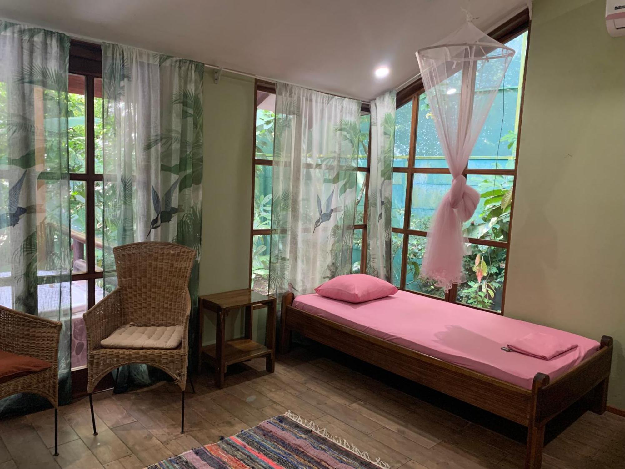 Brigitte'S Ranch Hotel Cahuita Ngoại thất bức ảnh